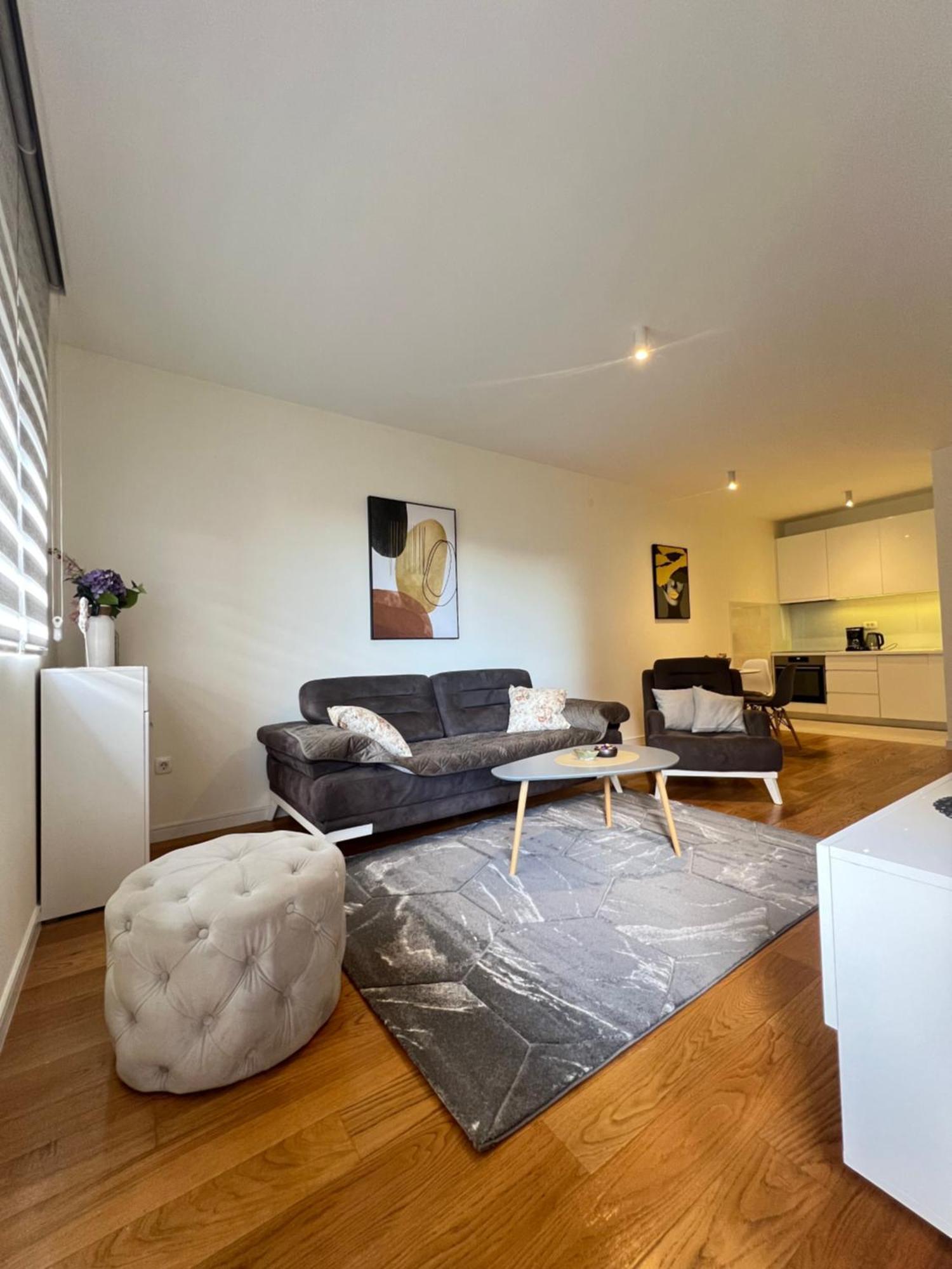White Homes • Point Appartement *